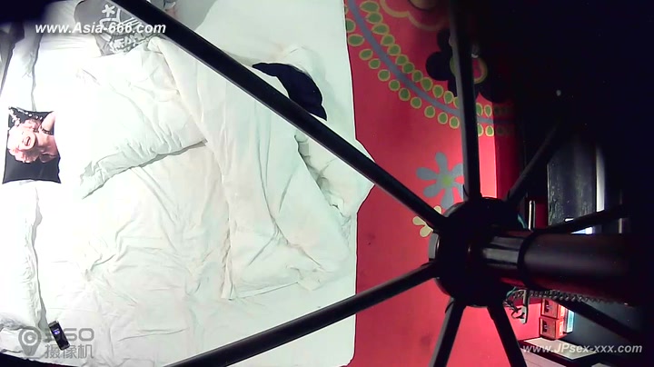 Hackers use the camera to remote monitoring of a lover's home life.47