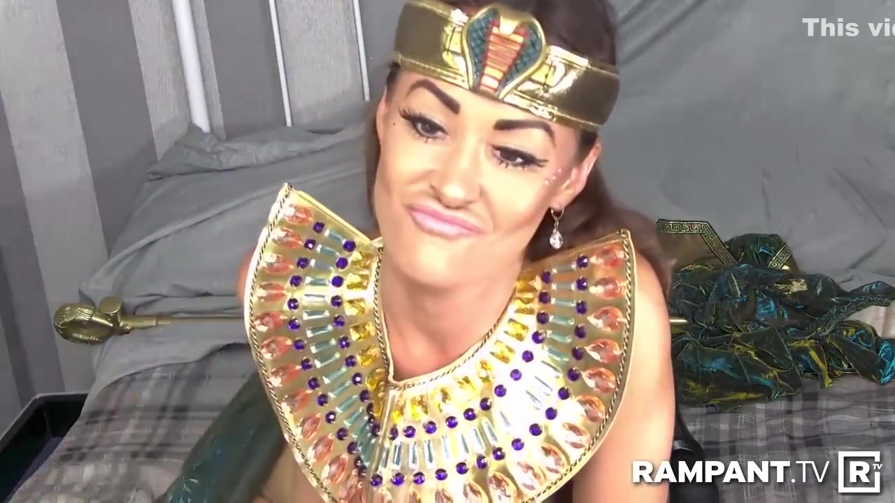 Fucks Her Ass With Cleo Patra
