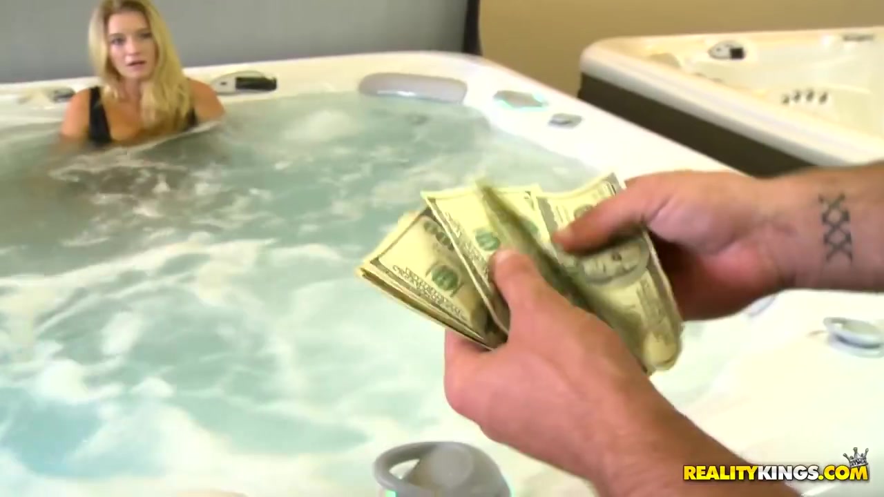Bathing Pussies