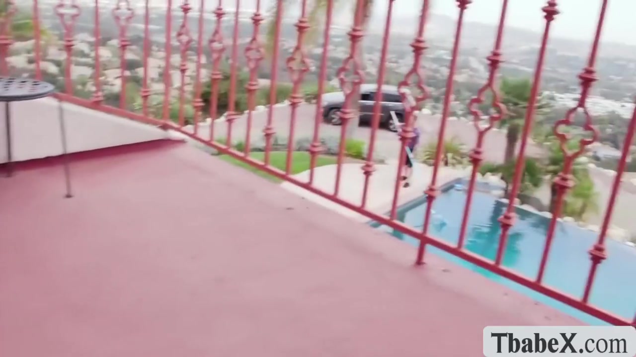 My Pool Boy Fucks My Ass While Im Stucked In Door - Steve Rickz And Brittney Kade