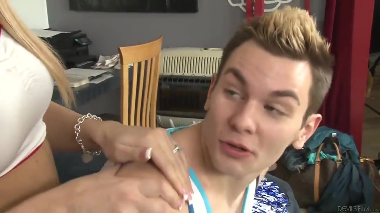 A Cute Shemale Convicing A White Boy To Have Sex With Her