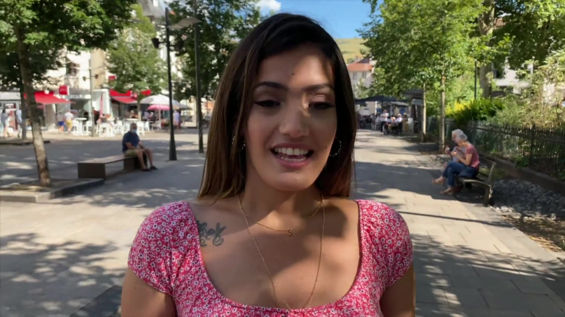 Pénélope, 23 years old, caliente student 18+!
