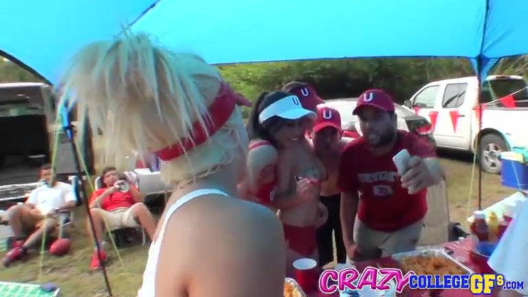 Tara in Team spirit - CrazyCollegeGFs