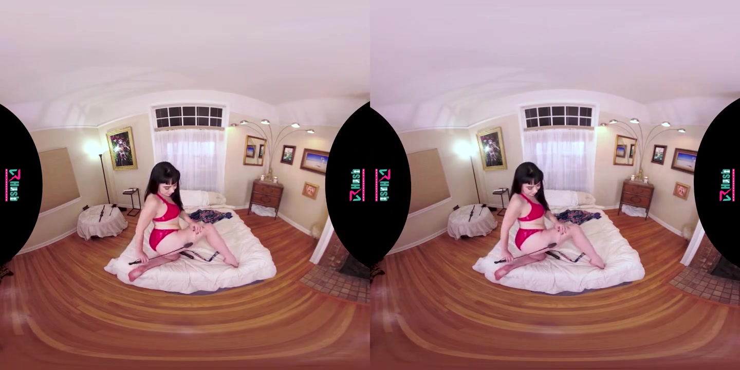VRHUSH Siouxsie Q masturbating with a dildo in POV VR