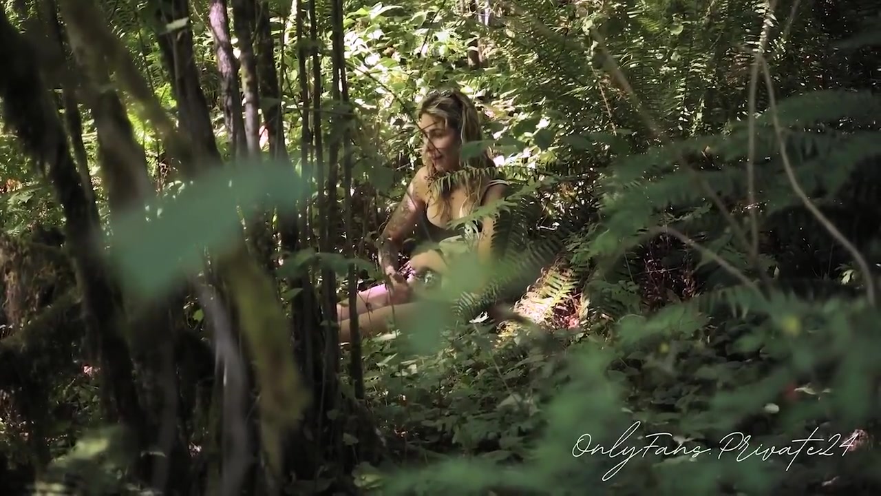Vlog In Nature - Exhibitionism - Nudist