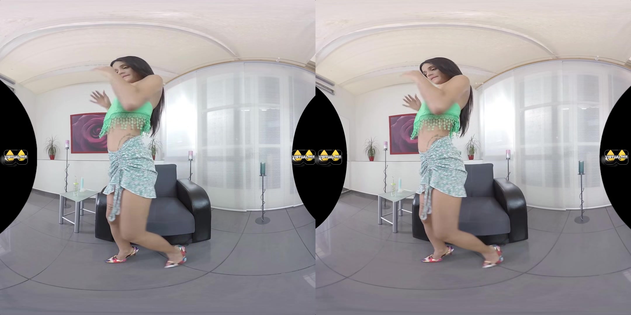 Breiny Zoe - Virtualpee - Vr Porn Video