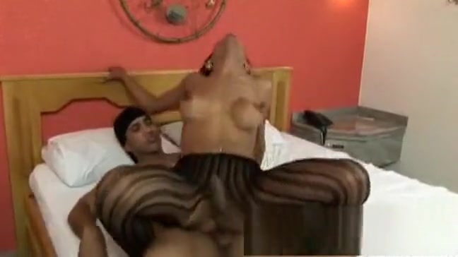 TS pantyhose Mylla Pereira