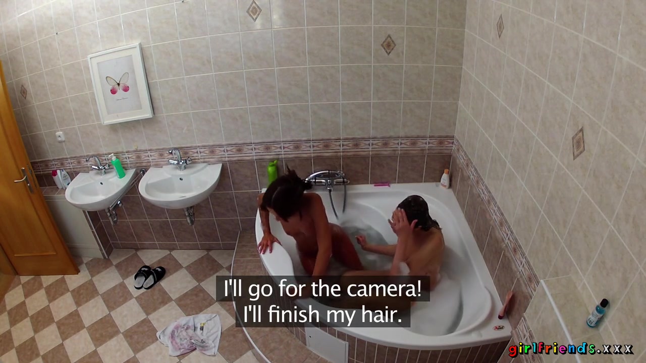 Eufrat & Gina in Washing Our Hair - Girlfriends