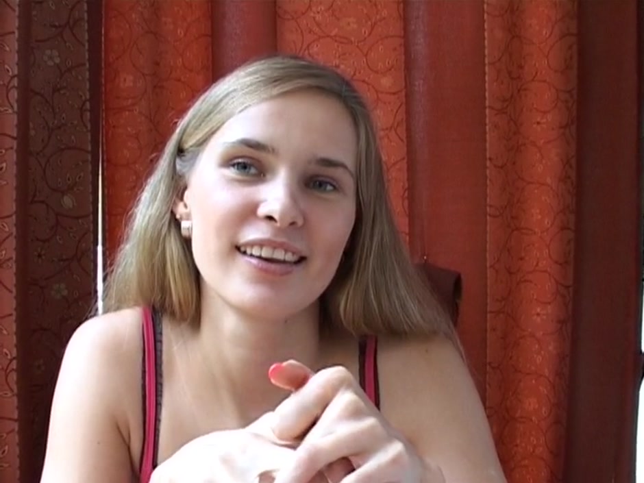 Ester in a pair of lovers shag in this sex tape video
