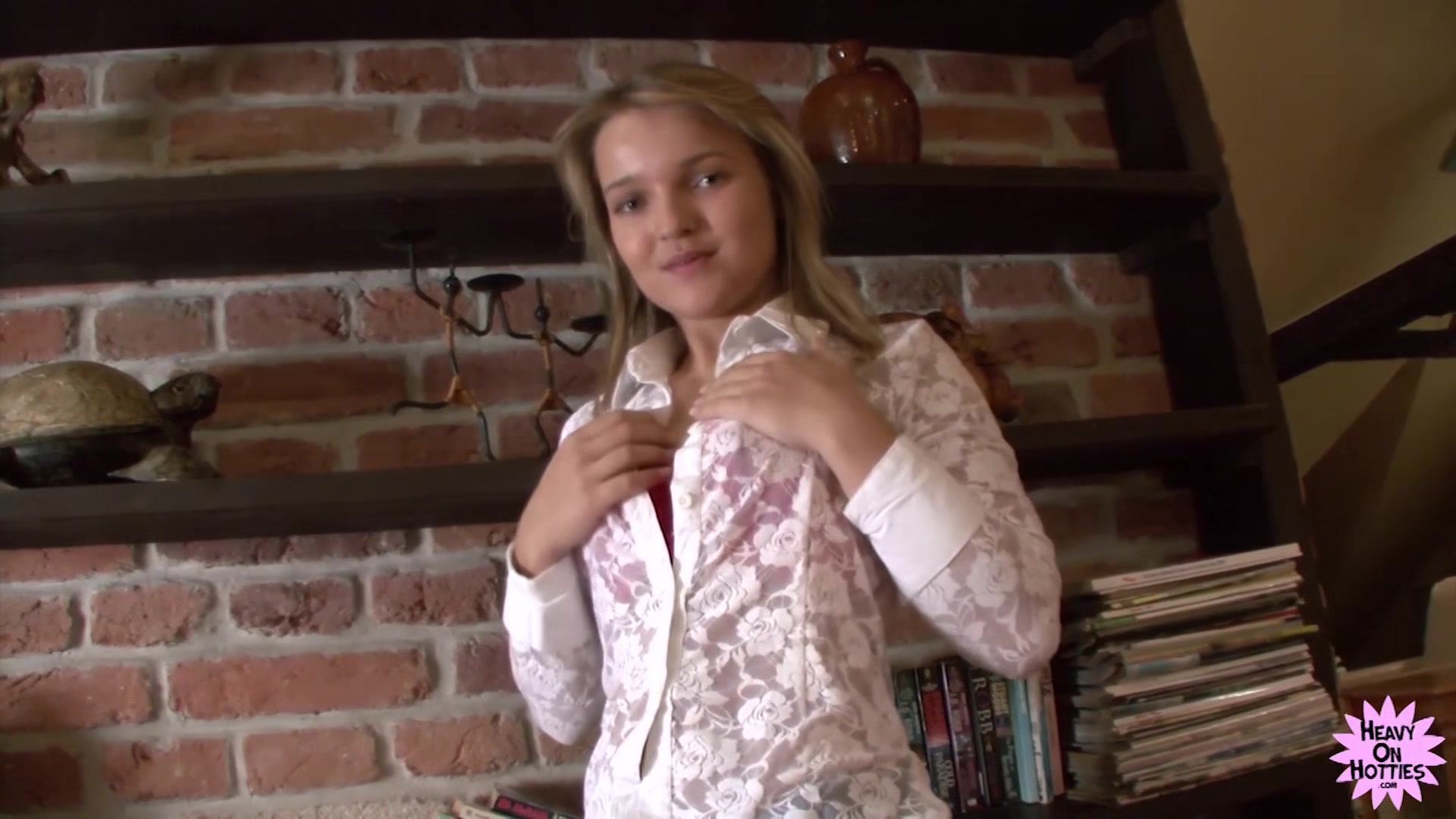 Carina Solo With Carina - HeavyOnHotties