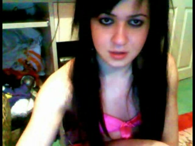 Beautiful brunette rubs her pink asshole on cam