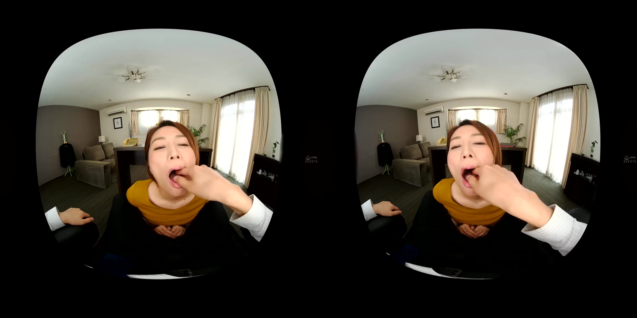 Secret Irrumatio (VR Version) 1 - Asian MILF Office Sex