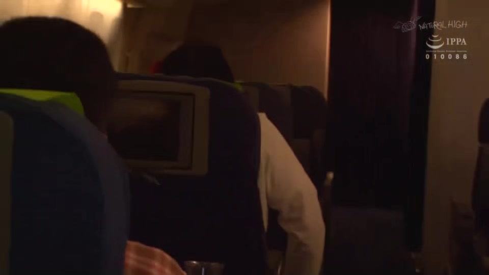 05724 Beautiful cabin attendant raped on the plane