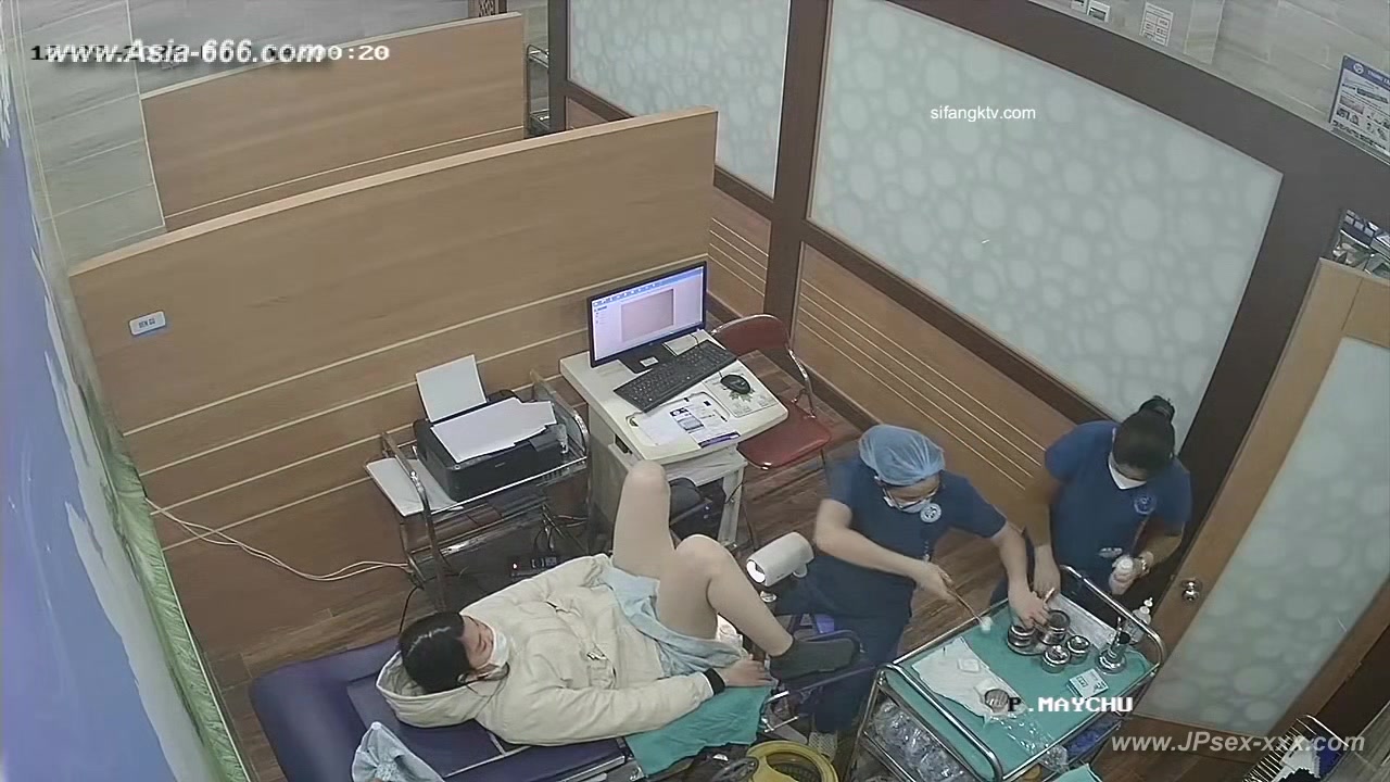 Peeping Hospital patient.27