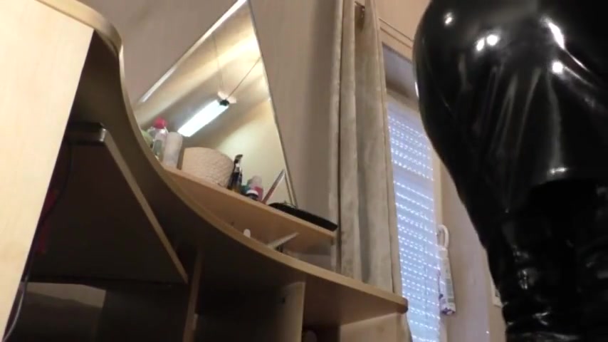 Latex play squirt