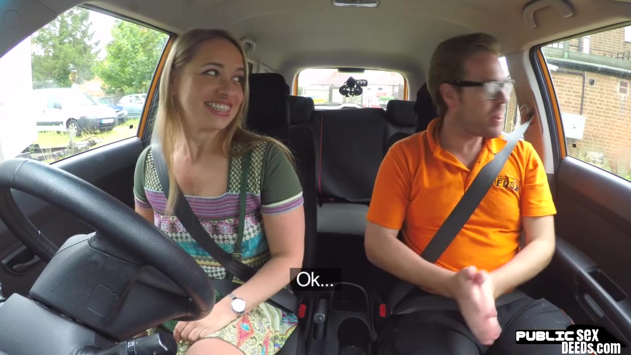 Bigass slut fucked outdoor in car by instructor in public