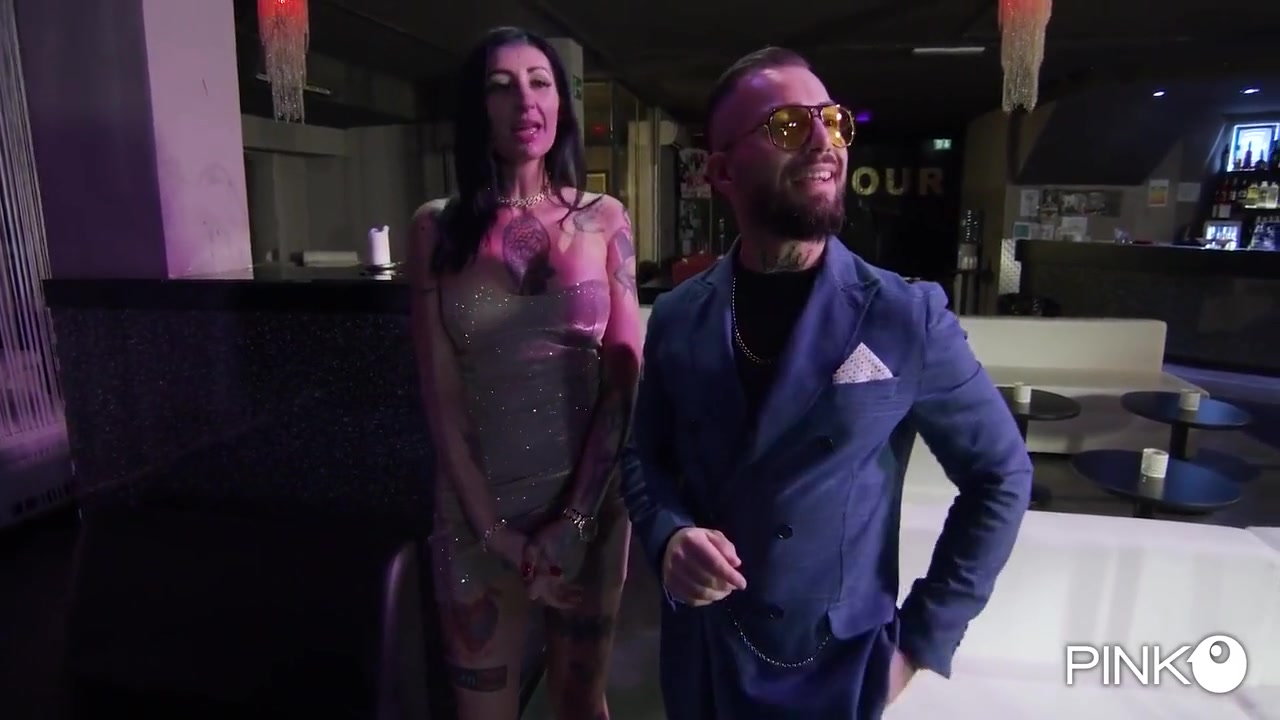 Great Fuck In The Cage For The Canaglias