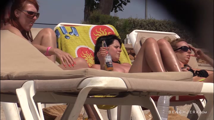 Big Brunette Tits - BeachJerk