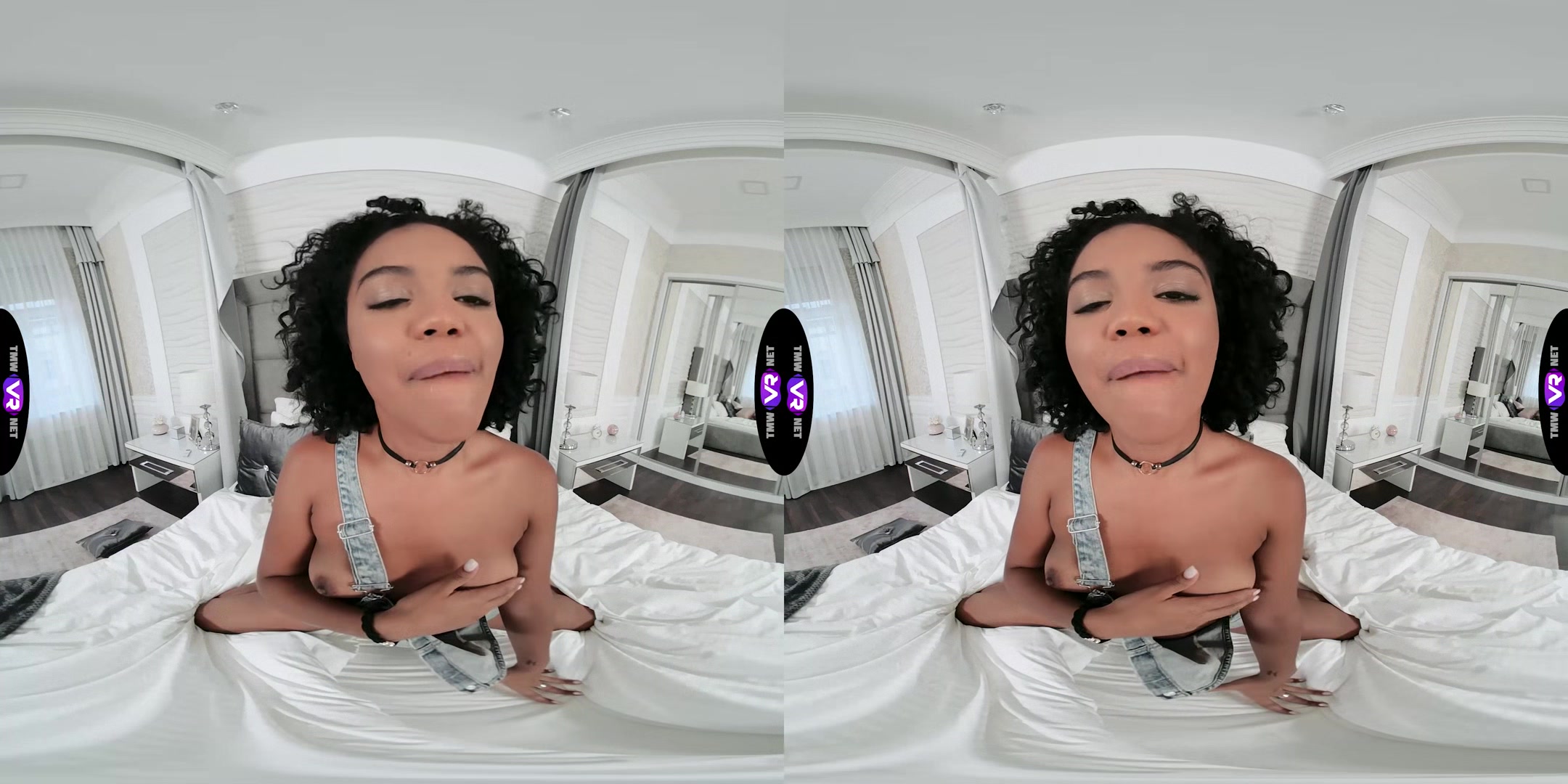 Bored and sex-hungry ebony