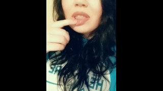 I'm so fucking wet talk to me.