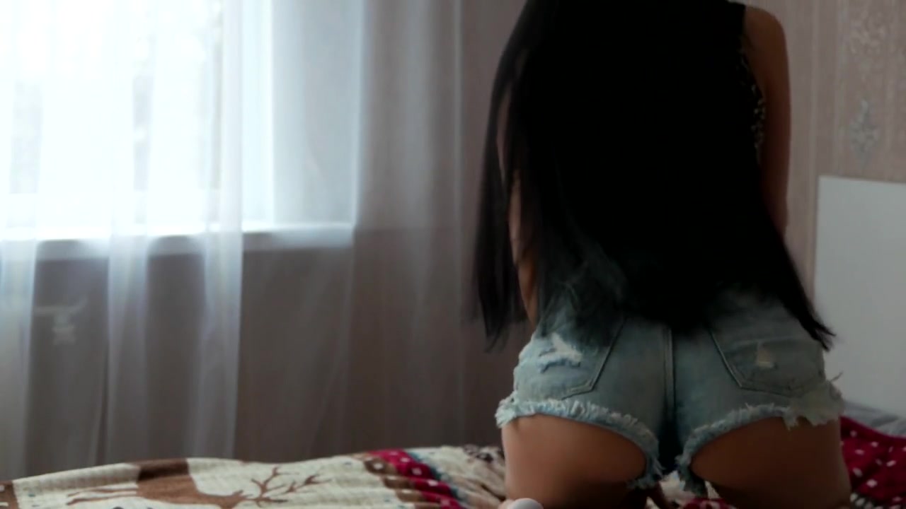 I Dream Of Cum On My Stepsisters Long Hair