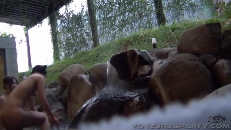 Spying In On A Bath House - VoyeurJapanTV