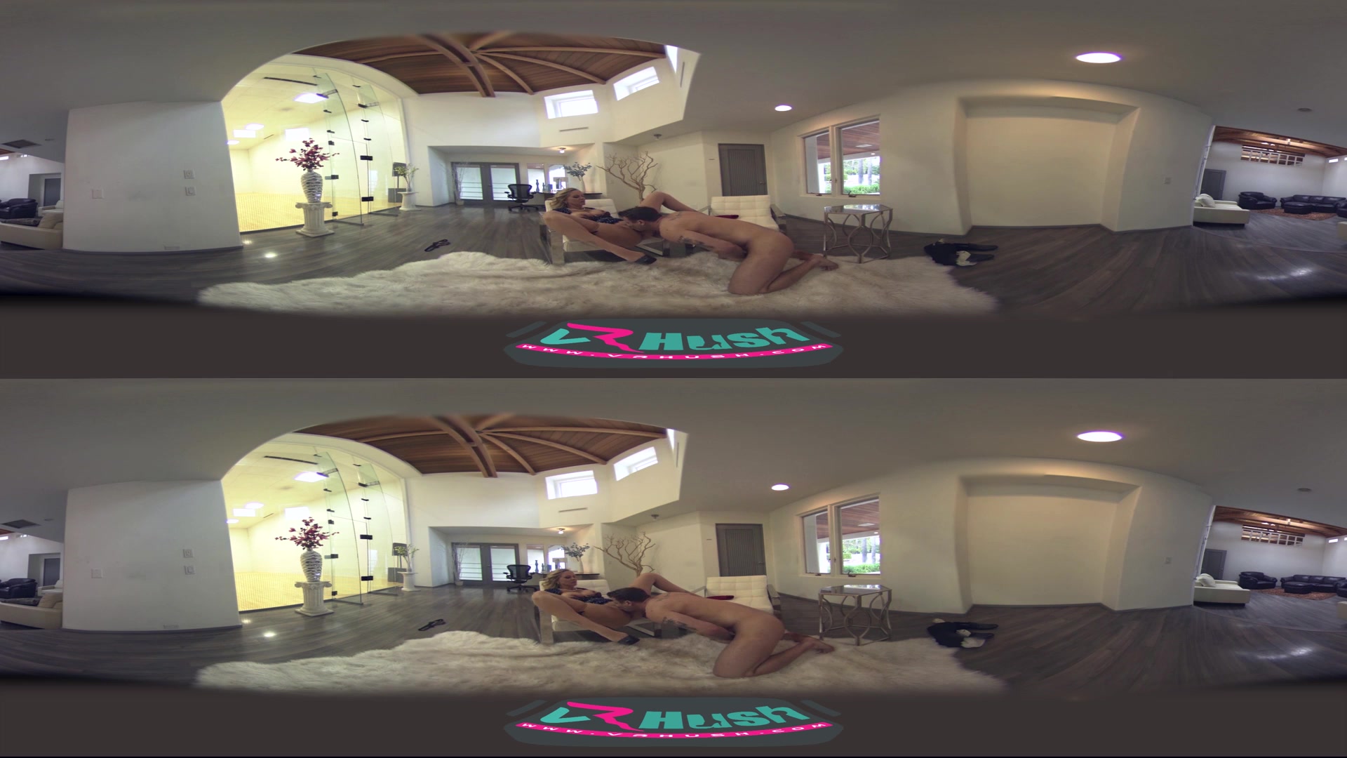 Julia Ann Mr. Pete in Blonde Milf Showing You the Way - VRHush