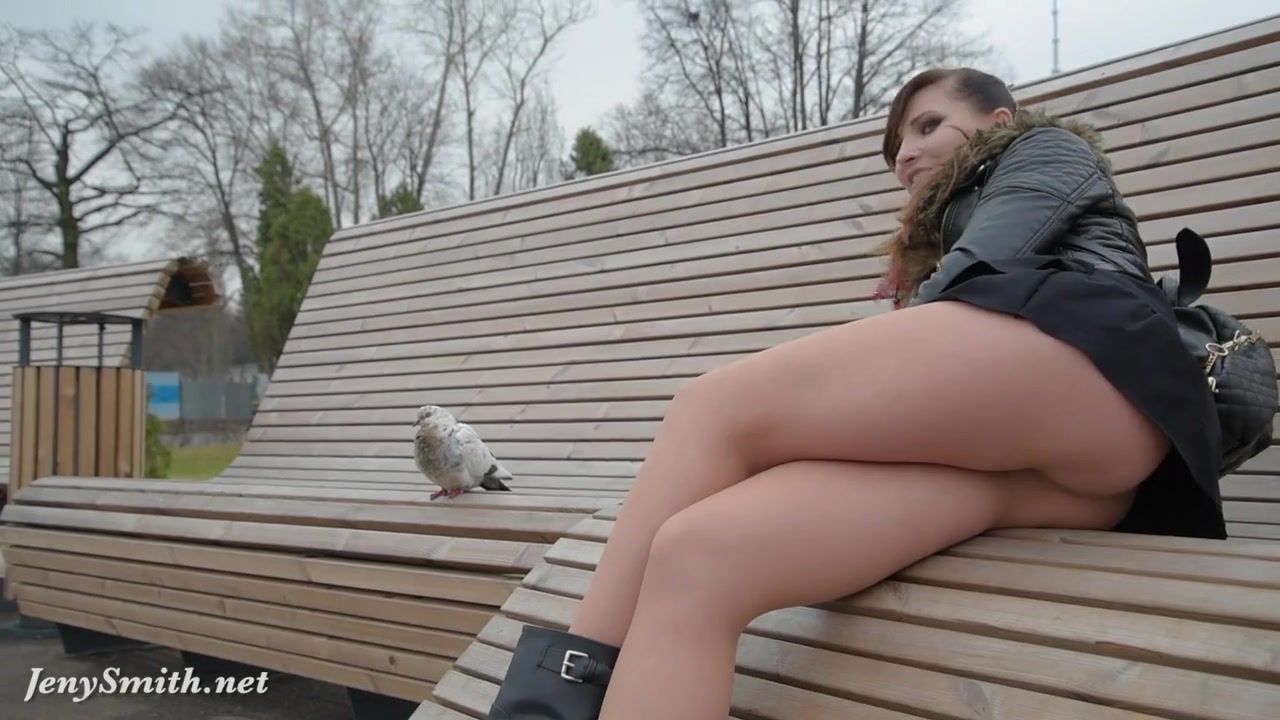 Jeny Smith seamless pantyhose public upskirt
