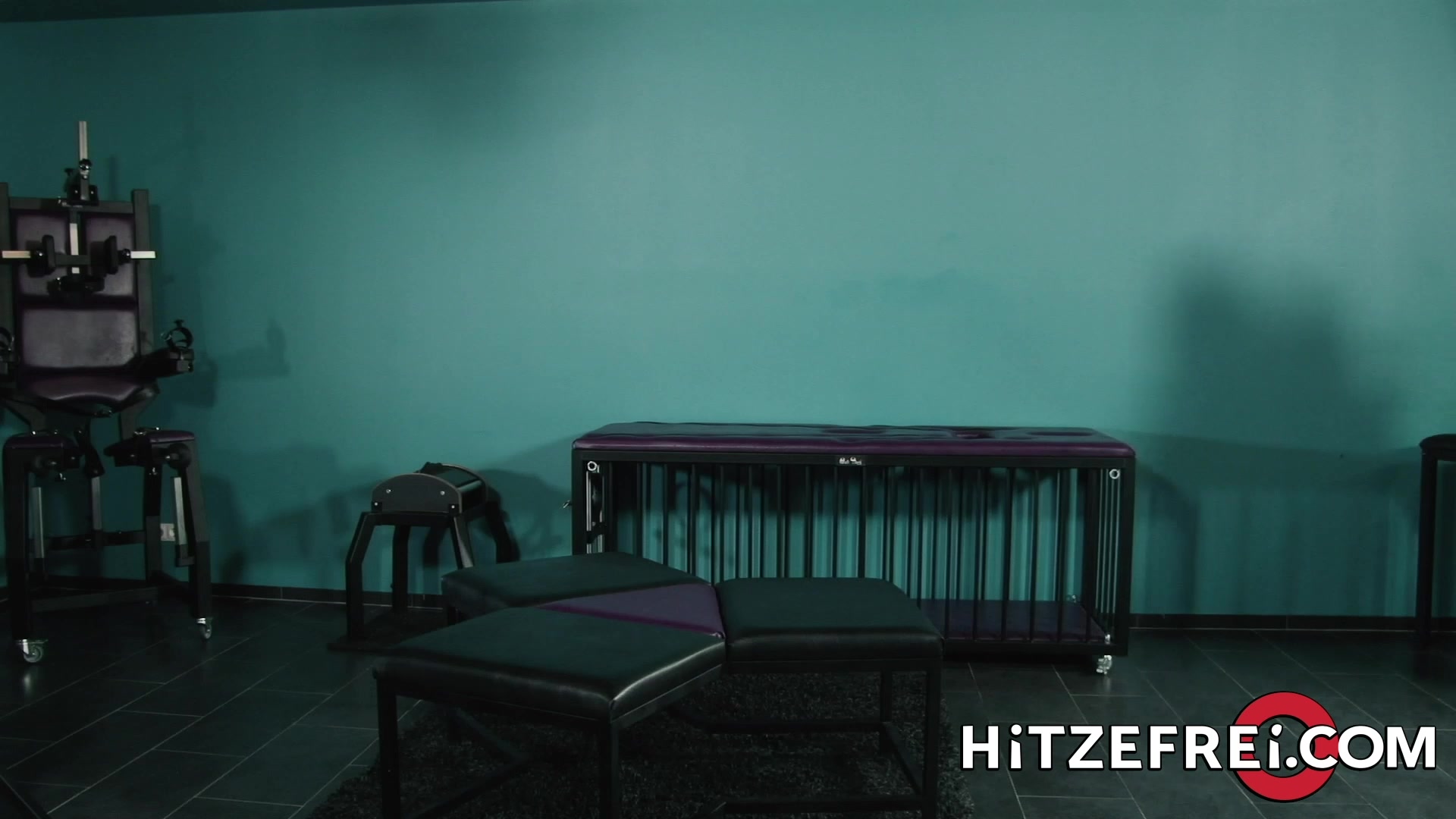 A Stallion To Kneel Down Before - Hitzefrei