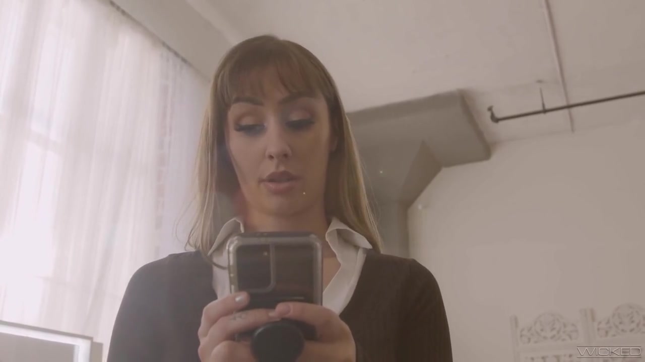 Fucks Computer Repair Guy With April Olsen