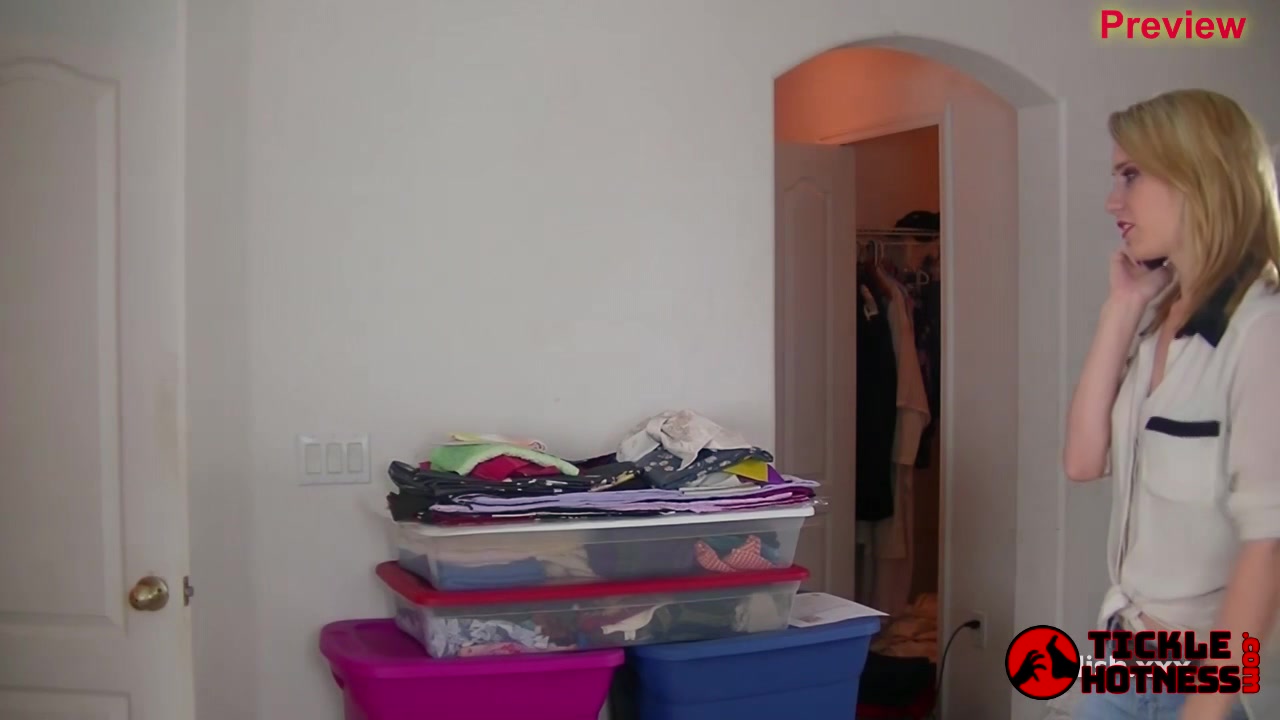 Darke Intruder 1 1 - Ticklevideos