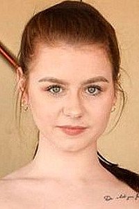 Watch Rosie Bee videos