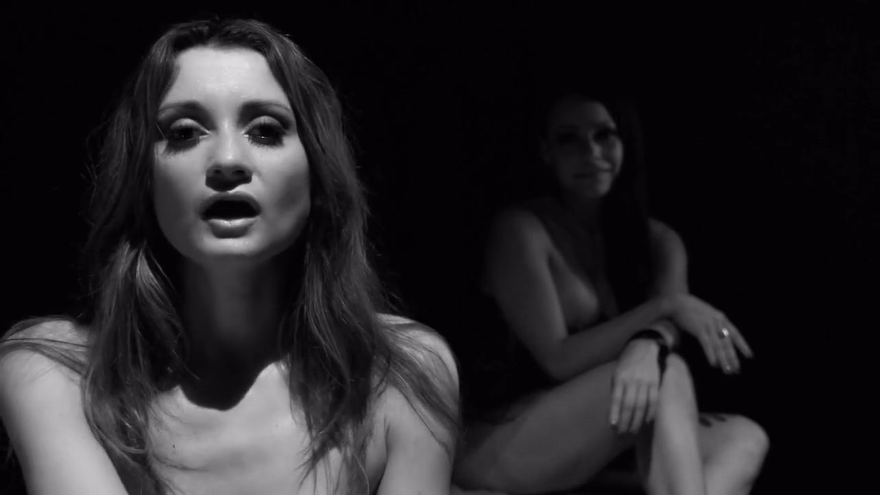 Lara Tinelli And Victoria Bianco... Not's Necesary To Say Anything More (Bad Sometimes_02)
