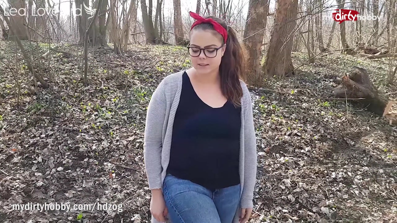 MyDirtyHobby - Big ass curvy teen 18+ gets an outdoor creampie in the woods