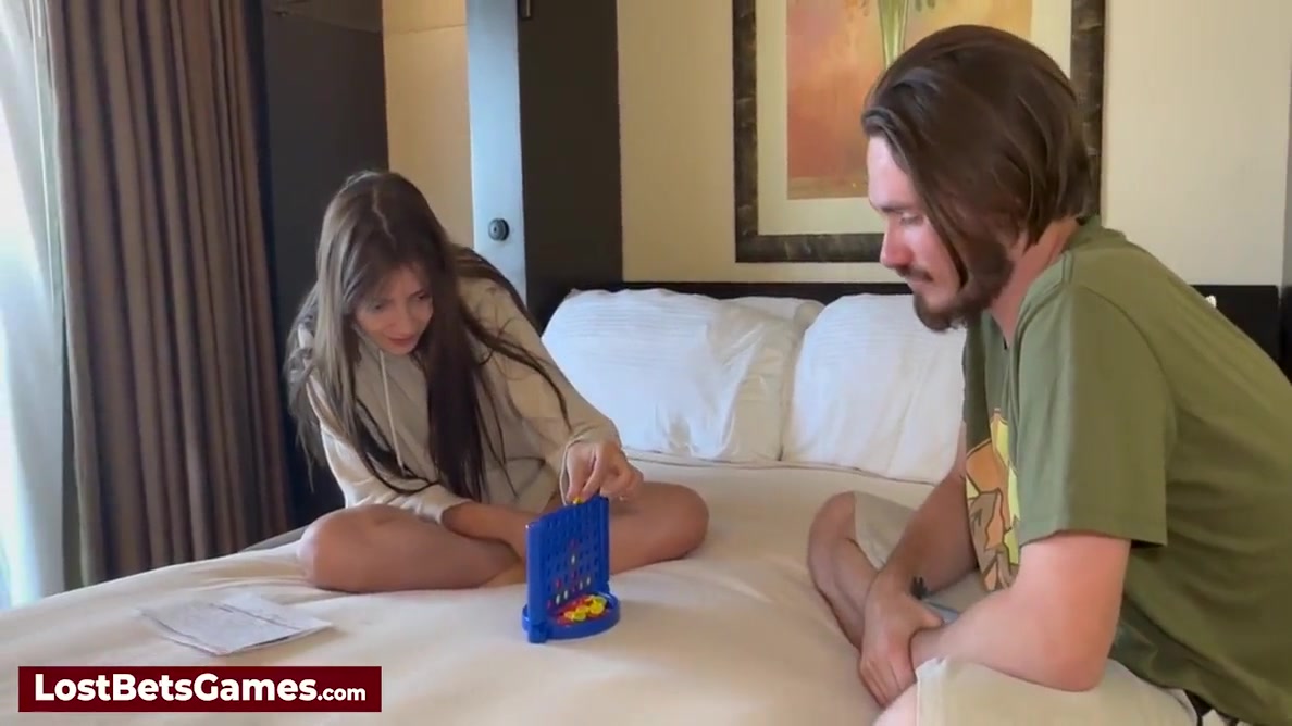 Sexy Babe Loses A Game Of Strip Connect 4 And Fucks The Guy