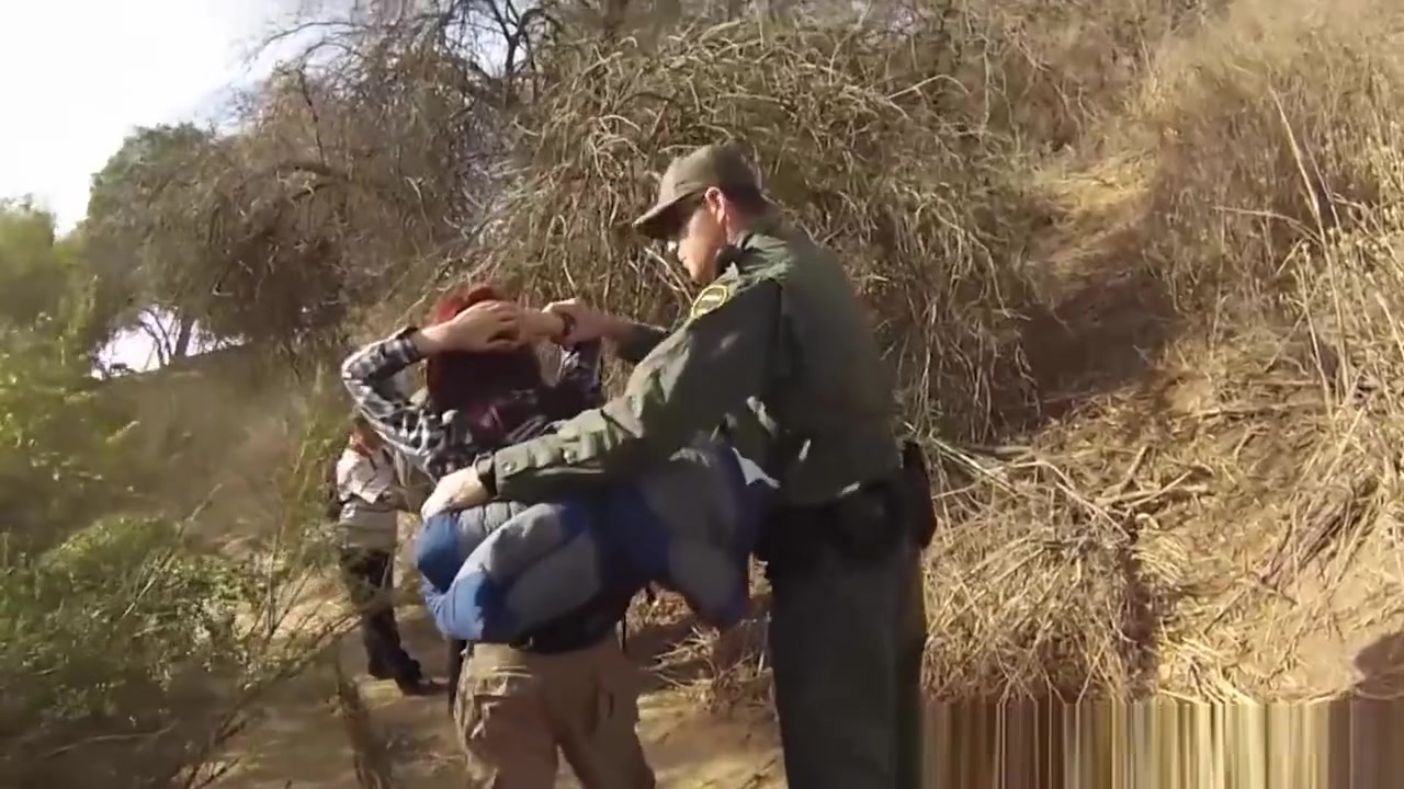 Latina Redhead Fucks Officer To Cross Border