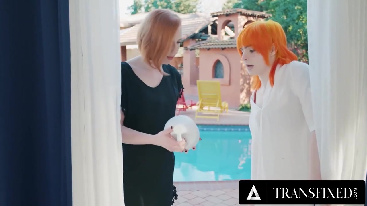 Kenzie Anne And Shiri Allwood - 2 Ginger Transgenders Fuck Cis Woman