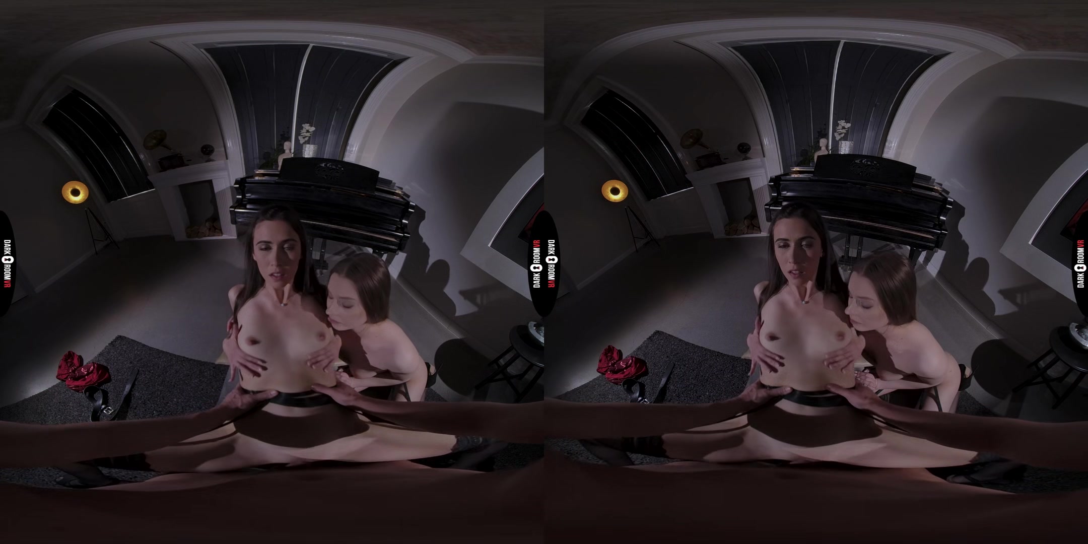 Mia Split & Sandralyd VR Porn: Play Together Cum Together - DarkRoomVR