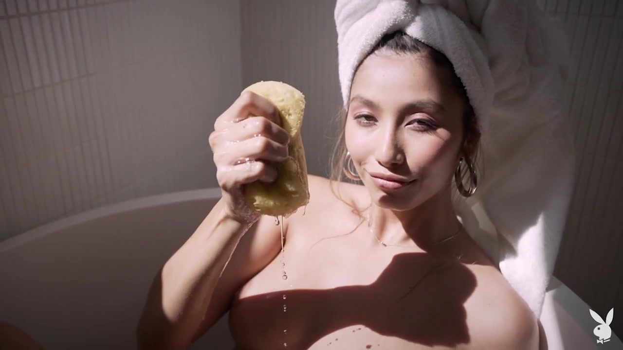 Dominique Lobito in En Suite - PlayboyPlus