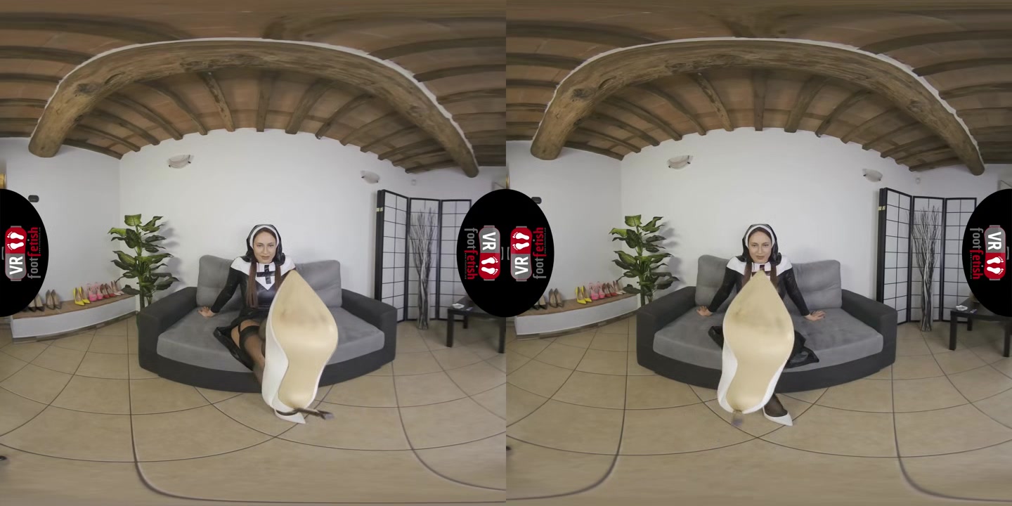 The Sexiest Nun Ever Gaia Takes Off Her Stockings And High Heels To Help You Repent For Your Sins - VRFootFetish