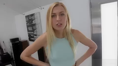 Blonde stepsis Alexa Grace gets banged in doggy