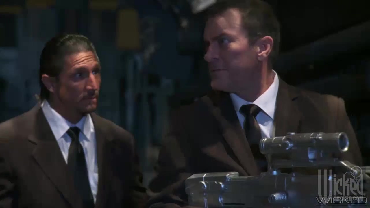 Men In Black A Hardcore Parody - Scene 7