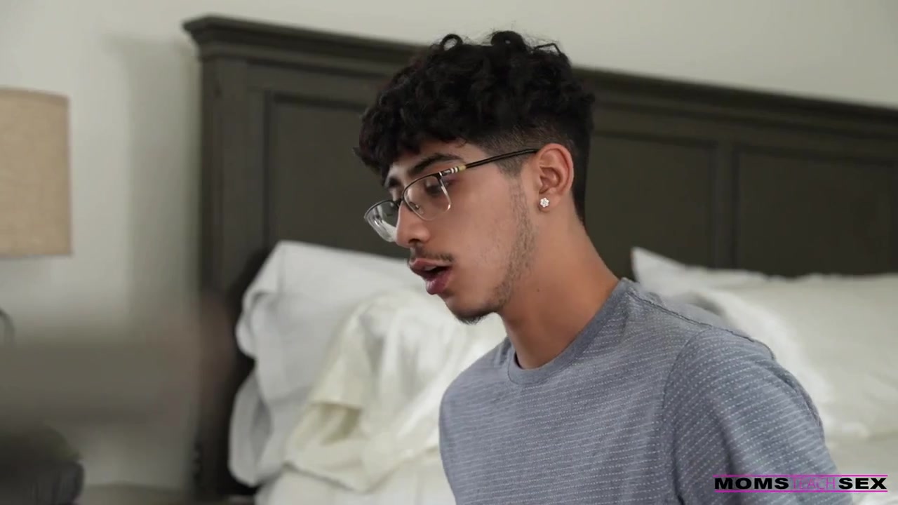 Stepson Rides His Big Tits Stepmom In Doggy