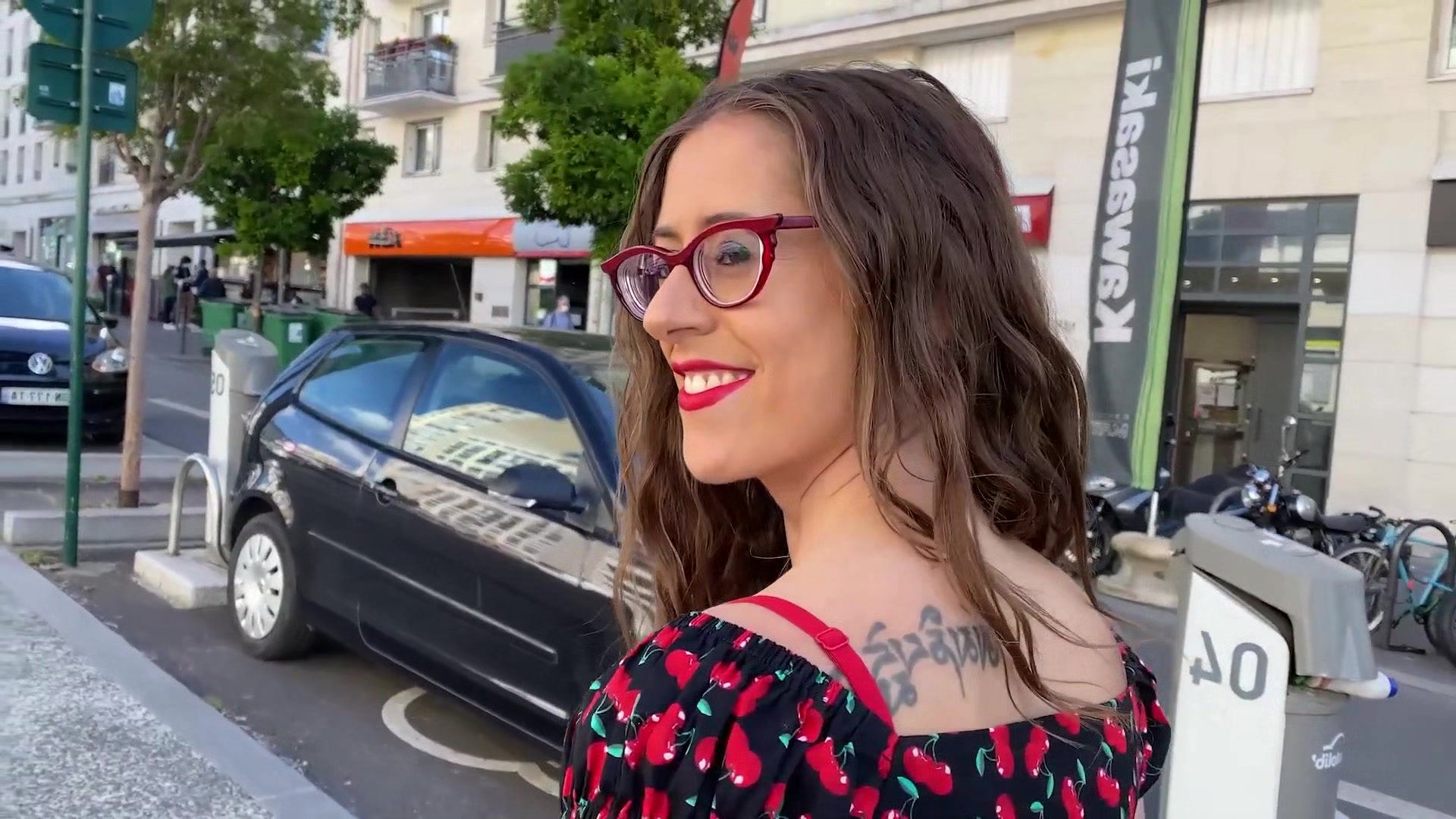 Cerise sur le Gateau With Tara Cherry - HeavyOnHotties