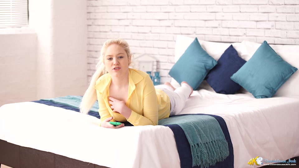 Amy Rose in Jealous Step sister - DownblouseJerk