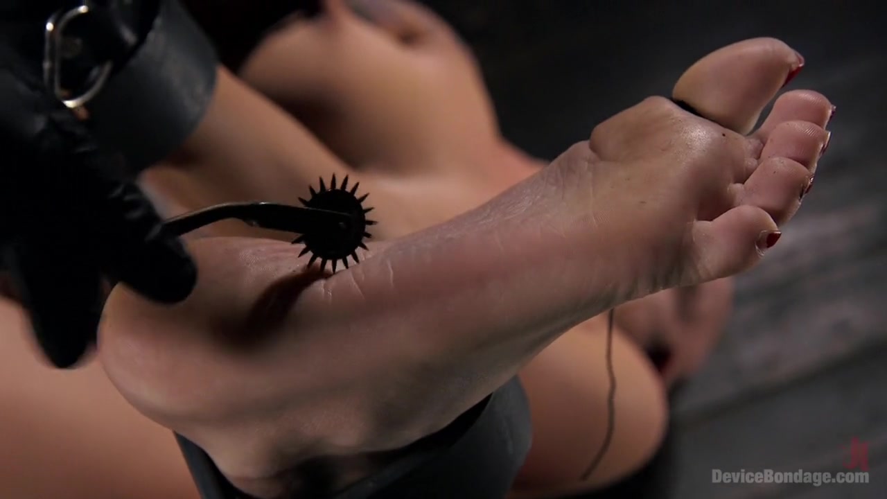 Tattooed Pain Slut Begs to Suffer in Diabolical Devices