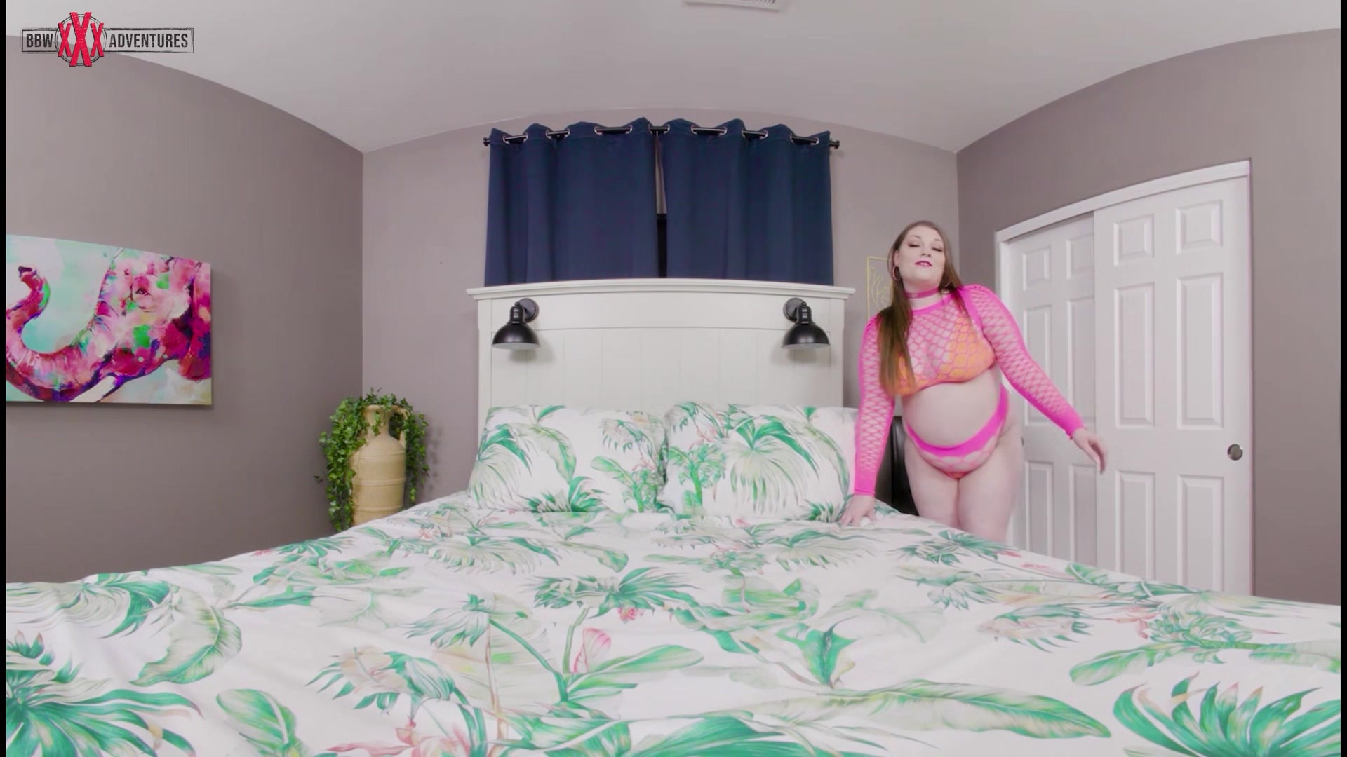BBW XXX - Luna Storm Sensual Tease Wearing Her Lingerie