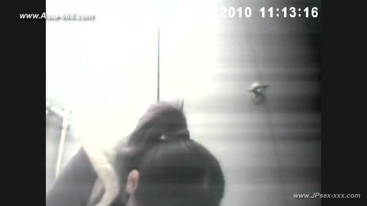 chinese girls go to toilet.52