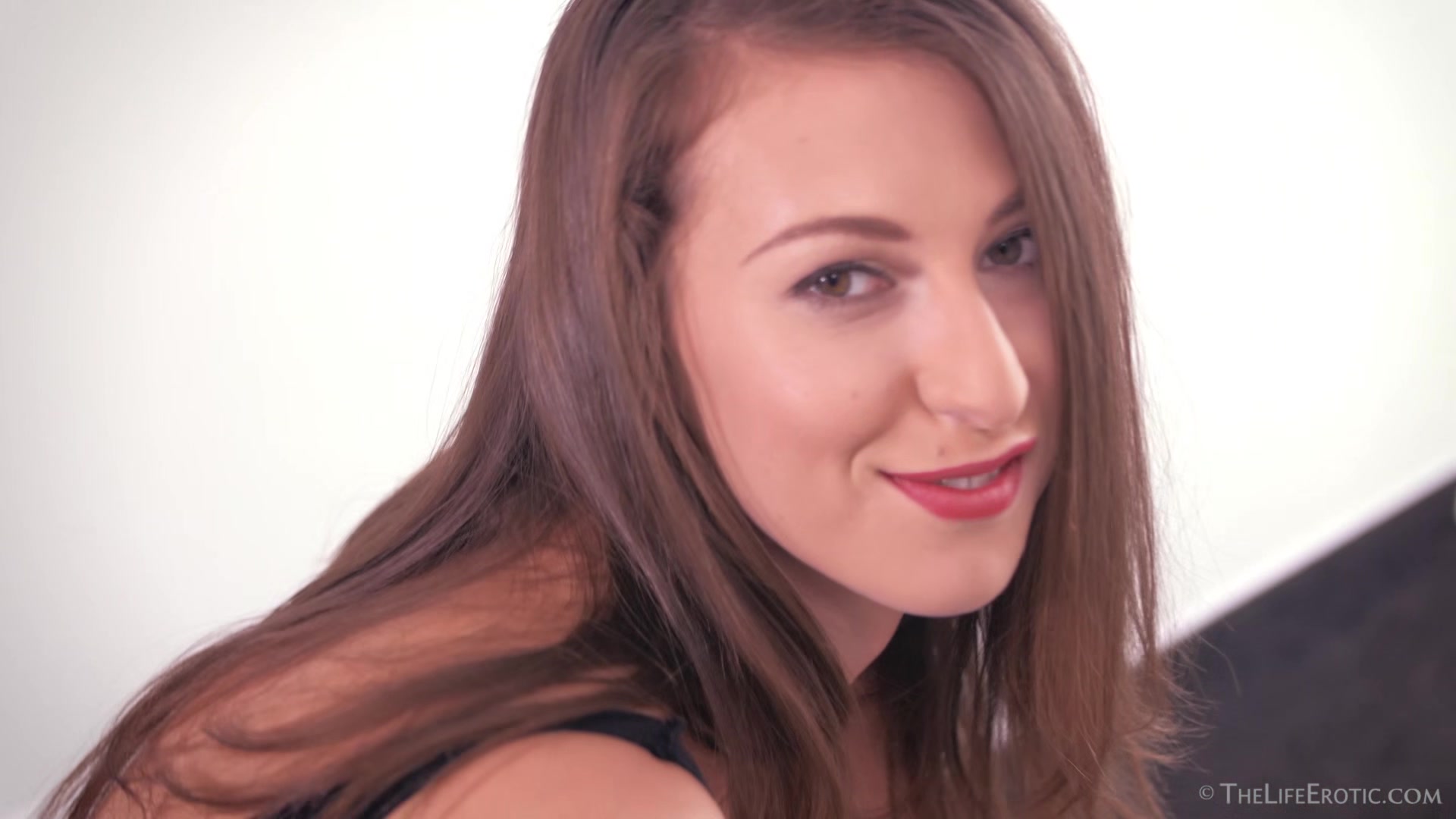 Sensitive Nipples 2 - Emylia Argan - TheLifeErotic