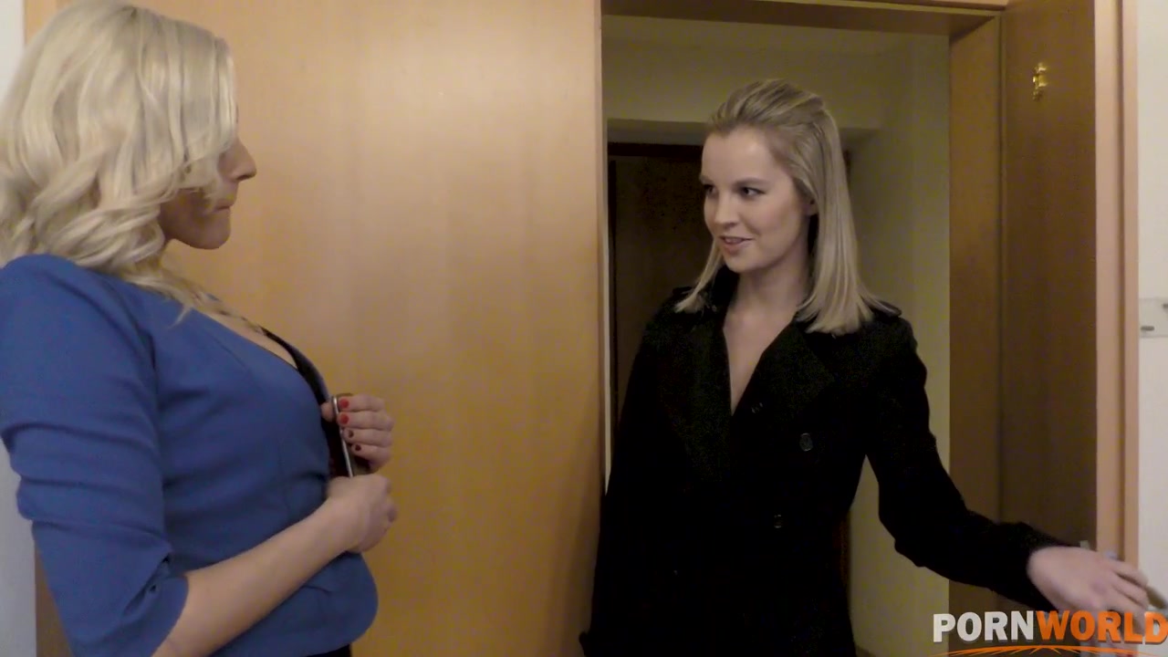 Lesbians With Anal Fixations - PornWorld